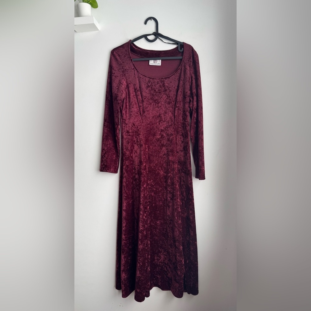 Elegant Burgundy Velvet Dress